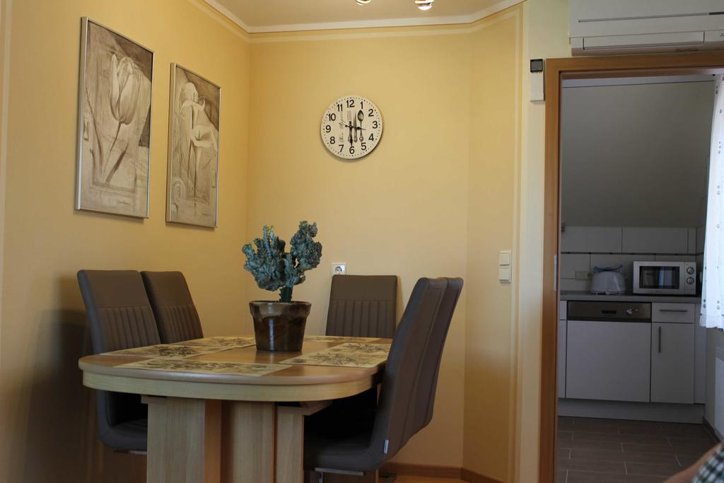 Ferienwohnung Fleck Rust Exterior foto